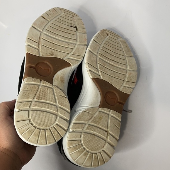 Marc Fisher MLNELLA sneakers size 7.5 - Picture 6 of 8